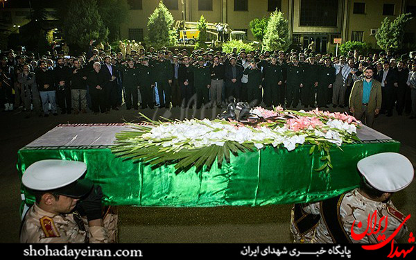 عکس/مراسم استقبال از پیکر شهید حسین همدانی
