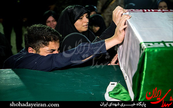 عکس/مراسم استقبال از پیکر شهید حسین همدانی