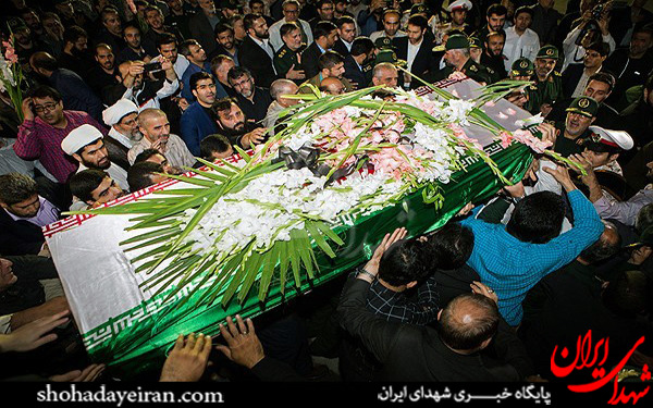 عکس/مراسم استقبال از پیکر شهید حسین همدانی