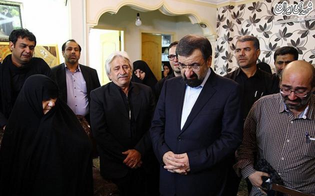 گریه محسن رضایی در سوگ سردار + عکس
