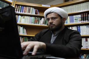 حمله به پایگاه یک مرجع تقلید تا ۴۰۰ بار در روز حمله به پایگاه یک مرجع تقلید تا ۴۰۰ بار در روز