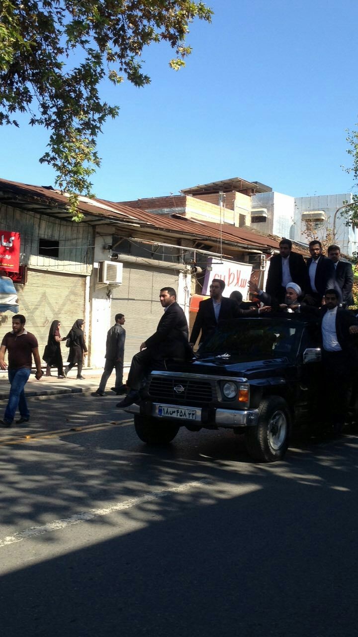 عکس/عدم استقبال از روحانی در مازندران عکس/عدم استقبال از روحانی در مازندران