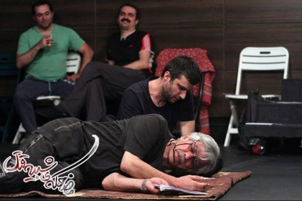 بازیگر نقش میرزا رضا با لباس روحانیت رقصید! بازیگر نقش میرزا رضا با لباس روحانیت رقصید!