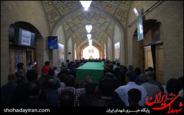 عکس/تشییع دو شهید مدافع حرم در حرم عبدالعظیم حسنی(ع)