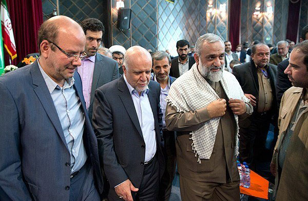 سردارنقدی در جمع بسیجیان وزارتنفت سردارنقدی در جمع بسیجیان وزارتنفت