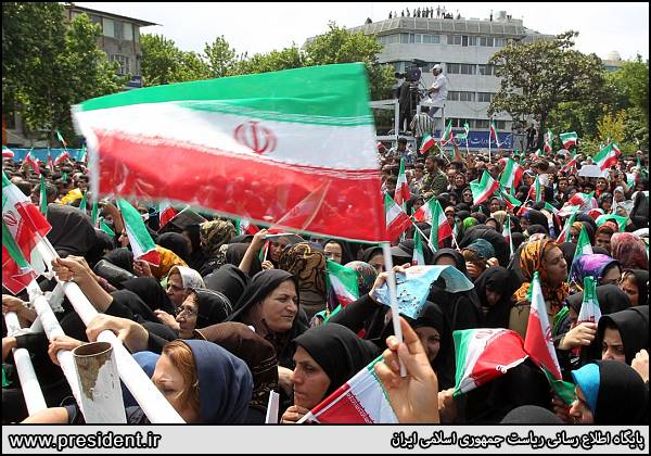 سفر روحانی و احمدی‌نژاد به مازنداران+تصاویر