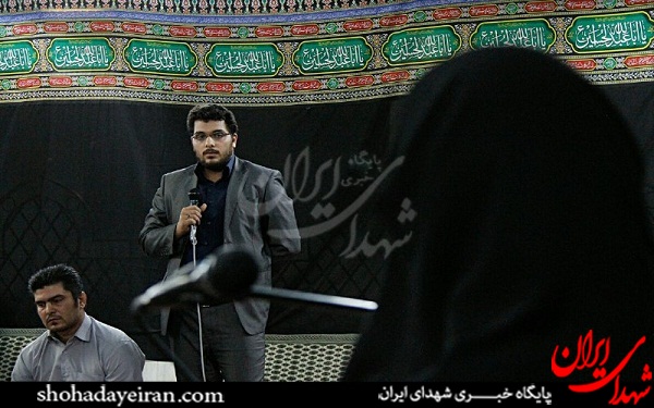 درد و دل خانواده شهدای شهرک فجر با لاله افتخاری + عکس درد و دل خانواده شهدای شهرک فجر با لاله افتخاری + عکس