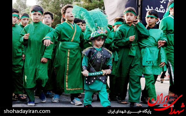 عکس/تعزیه ورود کاروان امام حسین (ع) به سرزمین کربلا