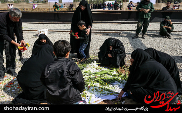 عکس/تشییع دو شهید گمنام در دانشکده شهید مطهری