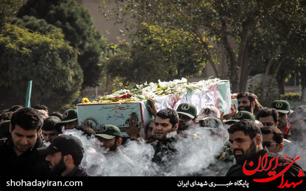 عکس/تشییع دو شهید گمنام در دانشکده شهید مطهری