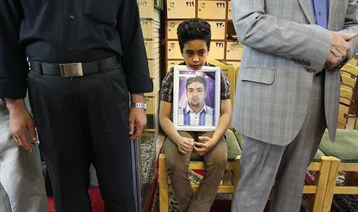 اقدام جالب علی دایی برای یک نفر!+عکس اقدام جالب علی دایی برای یک نفر!+عکس