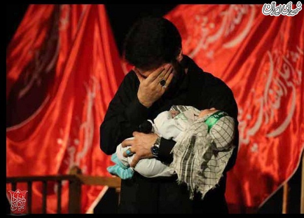 عکس/ بُغض میثم‌مطیعی در روضه حضرت علی اصغر(ع)