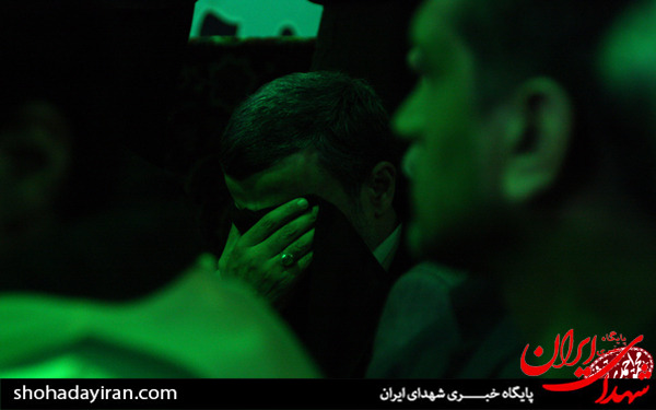 عکس/حضور دکتر احمدی نژاد در هیئت دارالشفاء میدان ۷۲