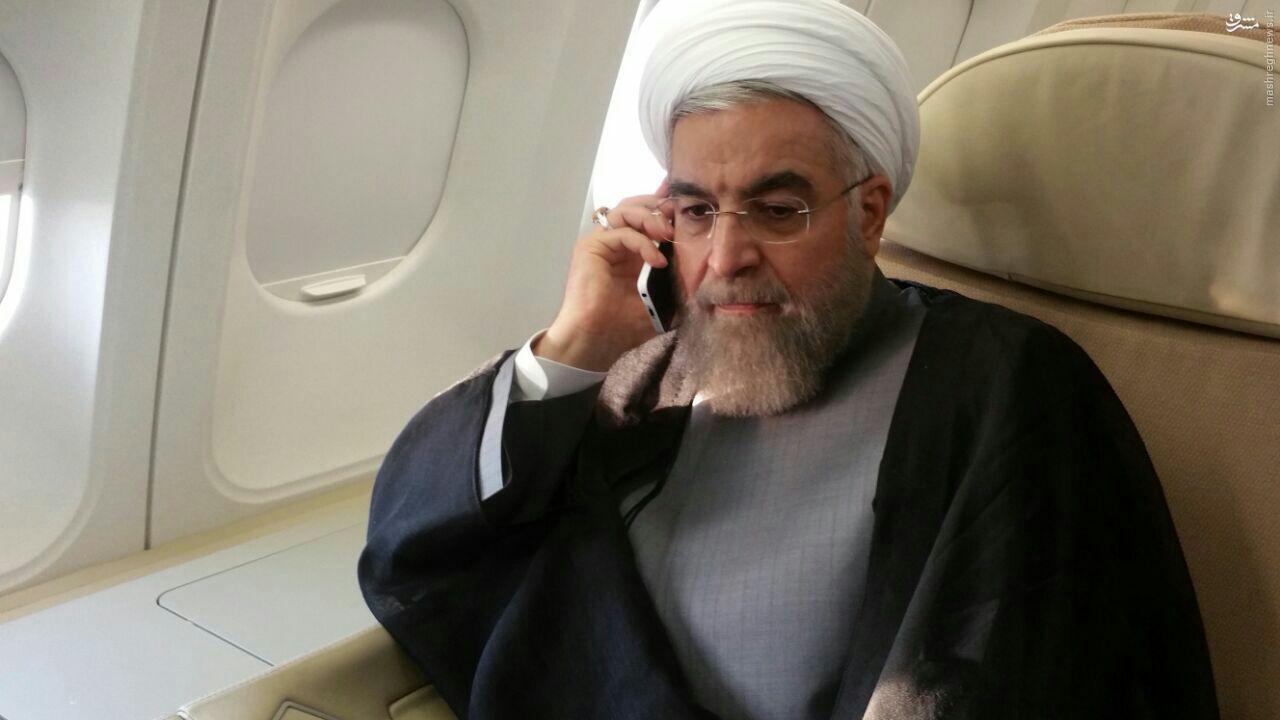 لحظهای که روحانی خبر حادثه منا را شنید+عکس لحظهای که روحانی خبر حادثه منا را شنید+عکس