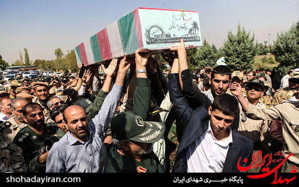 عکس/تشییع دو شهید گمنام در دانشگاه دفاع ملی