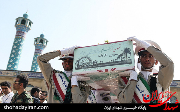 عکس/تشییع دو شهید گمنام در دانشگاه دفاع ملی