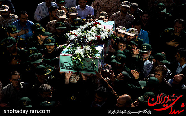 عکس/تشییع پیکر دو شهید گمنام در تهران