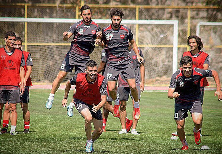 اظهارات قابل تامل هافبک پرسپولیس اظهارات قابل تامل هافبک پرسپولیس