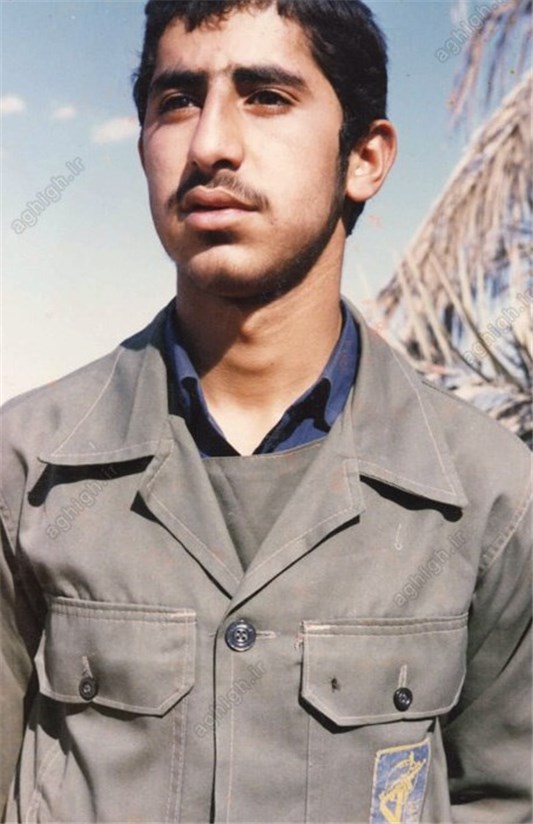 عکس دیده نشده از مداح معروف در زمان جنگ