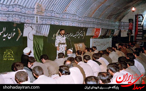عکس/نماز خواندن رزمندگان هشت سال دفاع مقدس