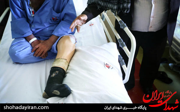 عکس/عیادت مداحان اهل بیت (ع) از جانبازان شیمیایی