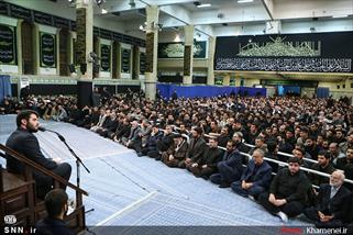 حاج میثم مطیعی در آغوش رهبر انقلاب + عکس