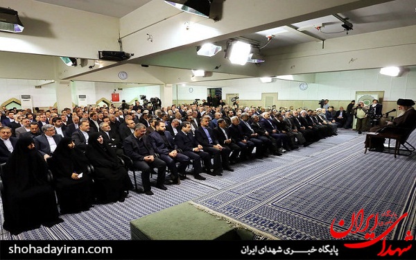 عکس/ دیدار سفرای ایران و مسئولان وزارت خارجه با رهبر انقلاب