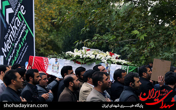 عکس/تشییع پیکر دانشجوی جانباز شهید دانشگاه تهران