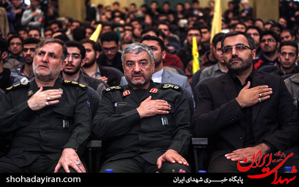 عکس/نخستین گردهمایی ضد آمریکایی بعد از توافق عکس/نخستین گردهمایی ضد آمریکایی بعد از توافق