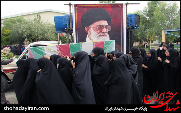 عکس/وداع با شهدای گمنام در دانشگاه پیام نور زاهدان