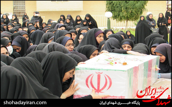 عکس/وداع با شهدای گمنام در دانشگاه پیام نور زاهدان