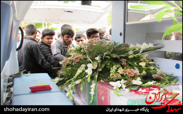 عکس/وداع با شهدای گمنام در دانشگاه پیام نور زاهدان