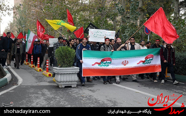 عکس/راهپیمایی دانشجویان دانشگاه صنعتی شریف به مناسبت 13 آبان
