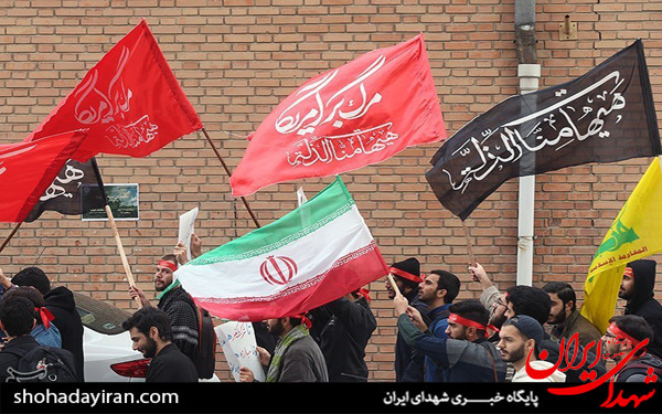 عکس/راهپیمایی دانشجویان دانشگاه صنعتی شریف به مناسبت 13 آبان