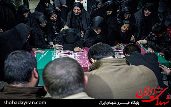عکس/وداع با پیکر شهید روح‌الله قربانی