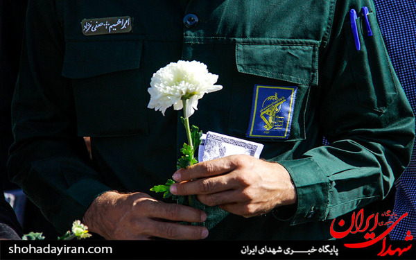 عکس/مراسم تشییع پیکر سه شهید دوران دفاع مقدس در سیرجان