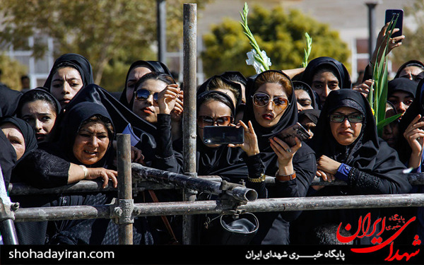 عکس/مراسم تشییع پیکر سه شهید دوران دفاع مقدس در سیرجان