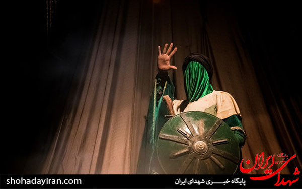 نمایش آئینی ردای سرخ خورشید/عکس