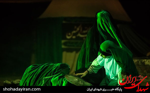 نمایش آئینی ردای سرخ خورشید/عکس