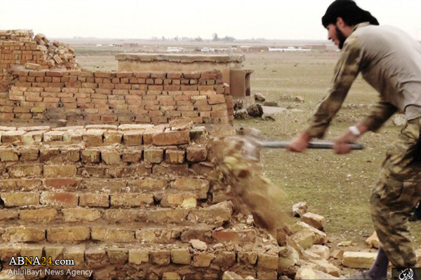 داعش به جان قبر عراقی ها افتاد + عکس داعش به جان قبر عراقی ها افتاد + عکس