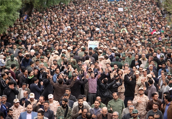 سنگ‌تمام سمنانی‌ها برای شهید مدافع حرم+تصاویر