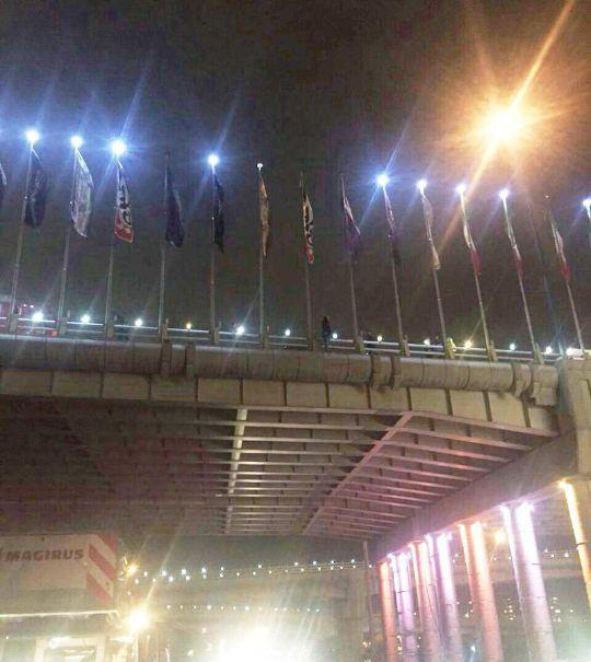 خودکشی دختر جوان از بالای پل شیخفضلالله+عکس خودکشی دختر جوان از بالای پل شیخفضلالله+عکس