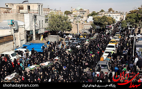 عکس/تشییع نمادین پیکر سالار شهیدان و ۷۲ تن توسط قبیله بنی اسد در قزوین عکس/تشییع نمادین پیکر سالار شهیدان و ۷۲ تن توسط قبیله بنی اسد در قزوین