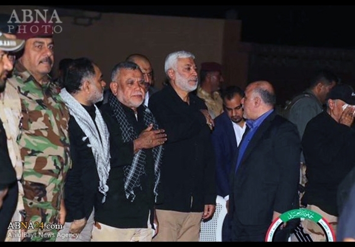عزاداری العبادی در کنار فرماندهان ارشد حشد شعبی+تصاویر عزاداری العبادی در کنار فرماندهان ارشد حشد شعبی+تصاویر