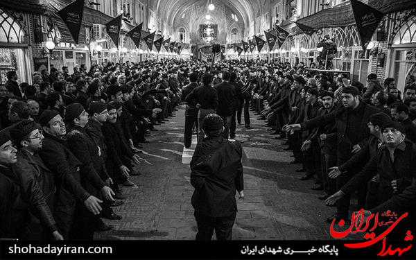 عکس/مراسم عزاداری سومین شب شهادت سالار شهیدان در بازار تبریز