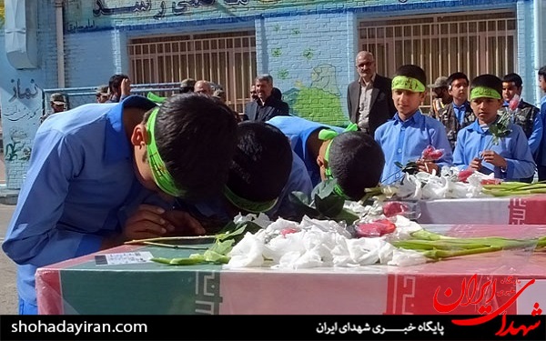 عکس/ورود پیکر دوشهید گمنام به خراسان جنوبی