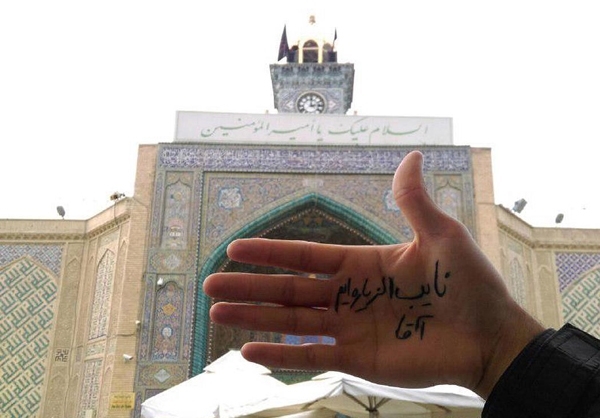 زائرانی که نایبالزیاره رهبرشان هستند+تصاویر زائرانی که نایبالزیاره رهبرشان هستند+تصاویر
