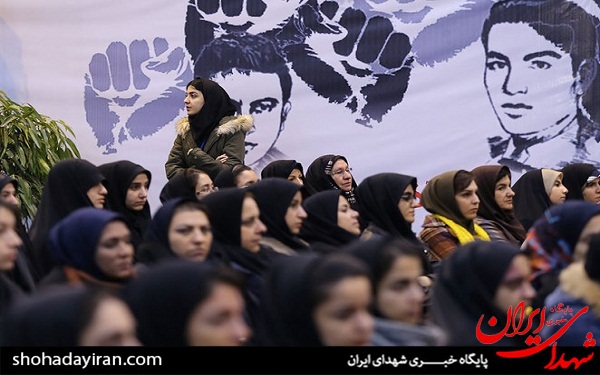 عکس/ حاشیه های مراسم روز دانشجو با حضور روحانی