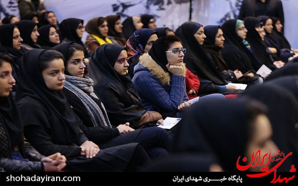عکس/ حاشیه های مراسم روز دانشجو با حضور روحانی