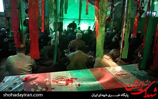 عکس/ وداع با شهدای گمنام در مسجدجامع نارمک